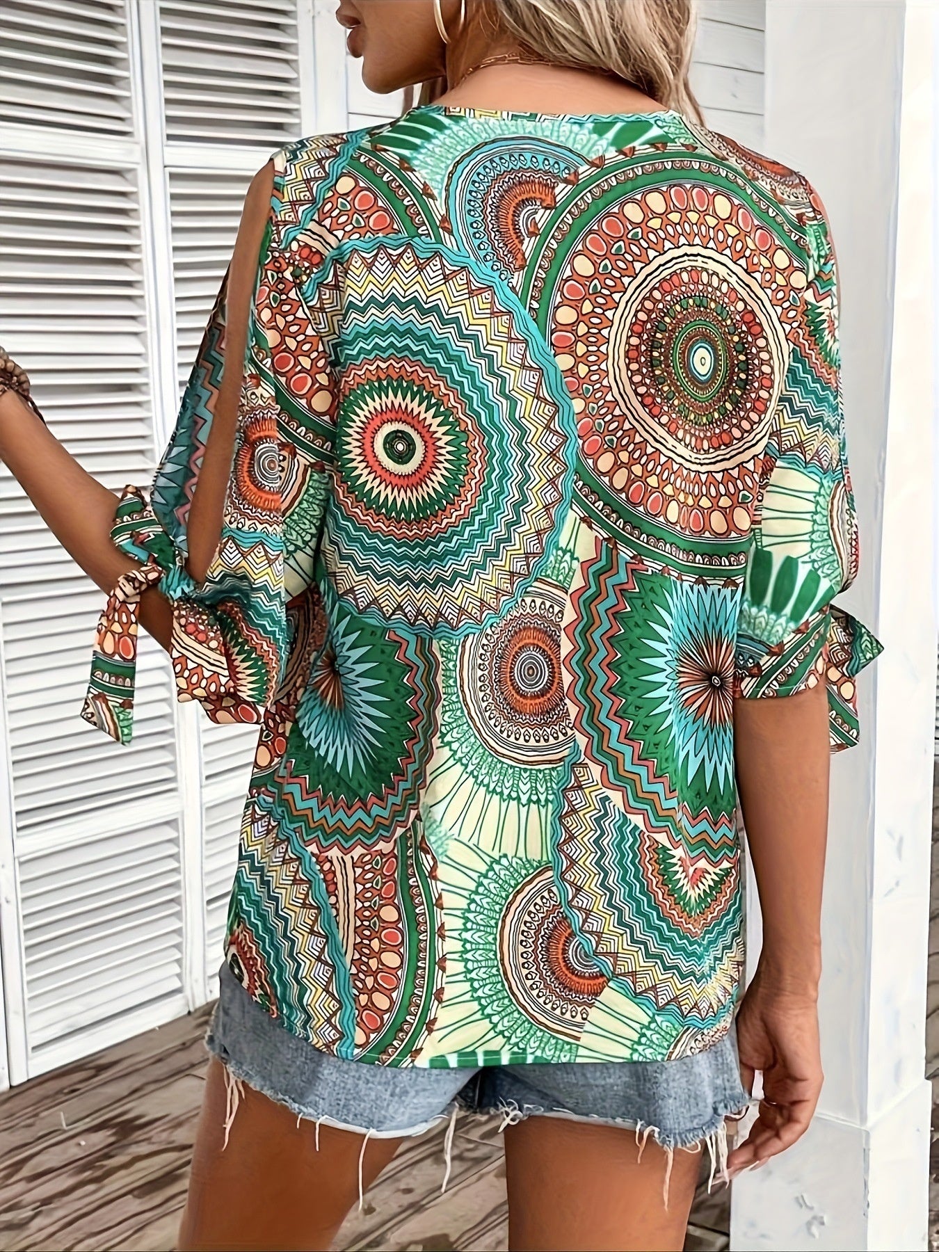 Short Sleeve Printed V-neck Pullover Casual Top Women